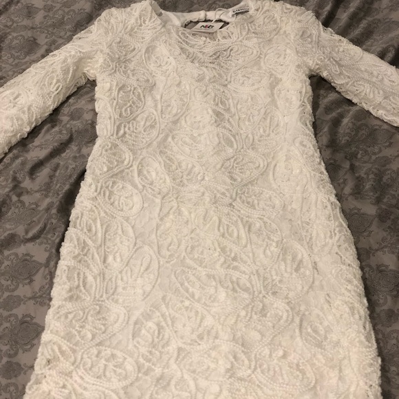 Glamorous NYC House of Style white detailed dress. - Picture 5 of 8